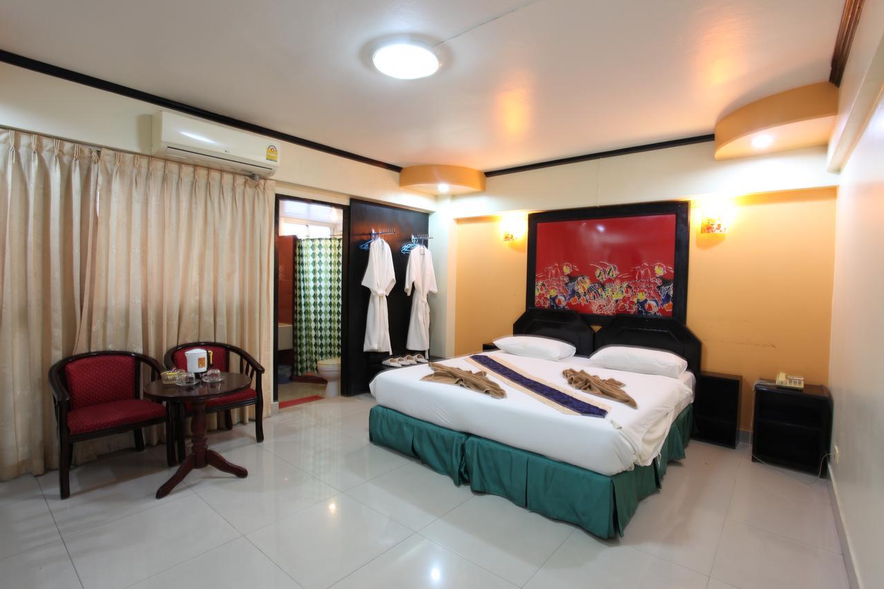 Home Pattaya Hotel Экстерьер фото
